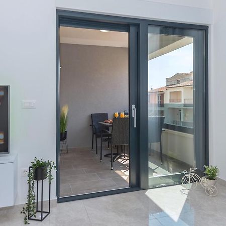 Apartment Ema Макарська Екстер'єр фото