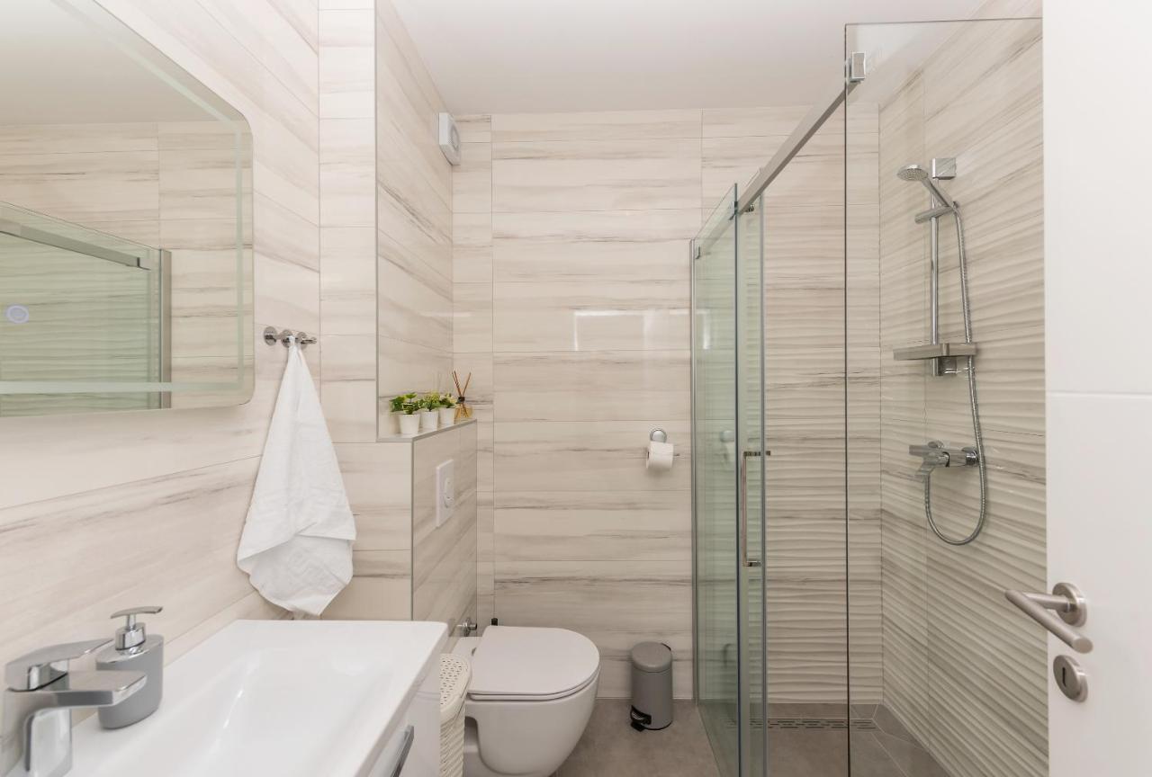 Apartment Ema Макарська Екстер'єр фото